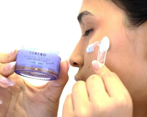 Apply sufficient quantity on cleansed face